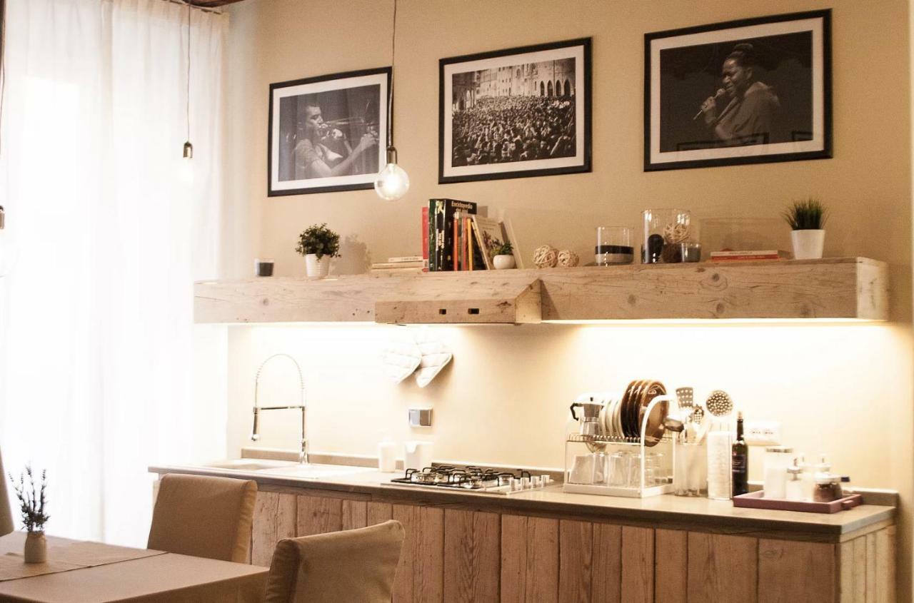 Residenza Duomo Perugia Apartment ภายนอก รูปภาพ